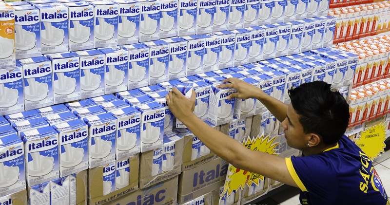 Repositor, auxiliar de limpeza, operadora de caixa, deposista conferente, encarregado de mercearia – R$ 1.875,00 – com e sem experiência – Rio de Janeiro