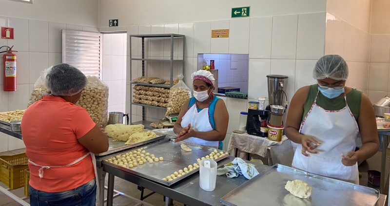 Auxiliar de produção de lanches, auxiliar de limpeza, balconista, confeiteira, auxiliar de confeitaria, auxiliar de padeiro – com e sem experiência – Rio de Janeiro